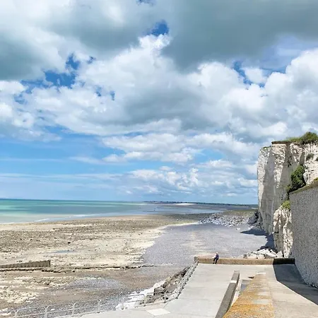 Maison De Vacances Pour 6 Personnes * Ault